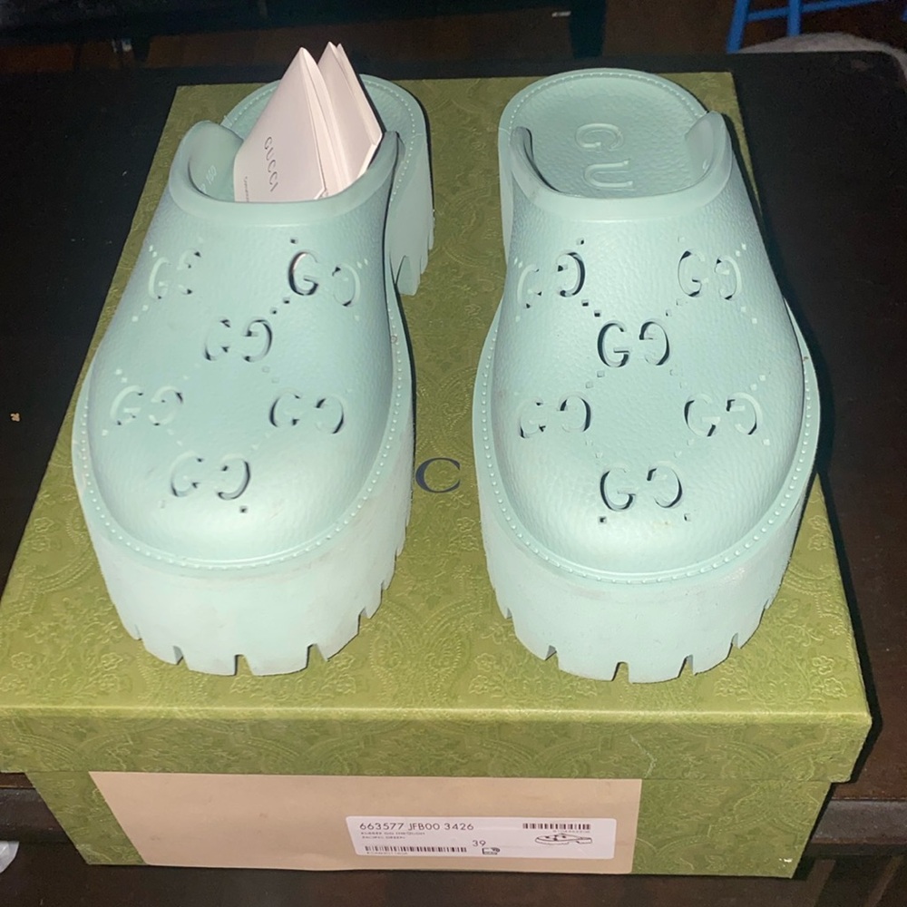 Gucci platform GG sandals